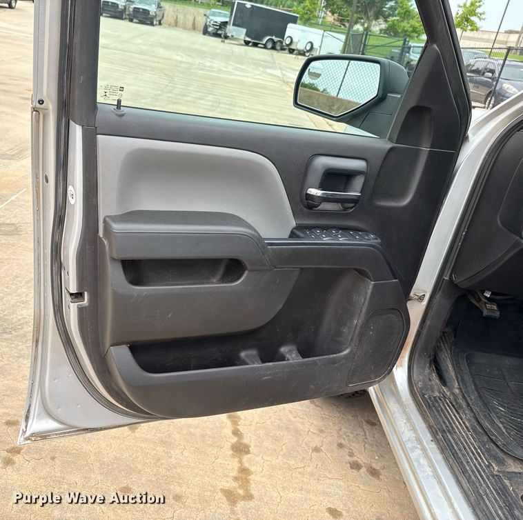 image for item DT6663 2016 Chevrolet Silverado 1500 Double Cab pickup truck