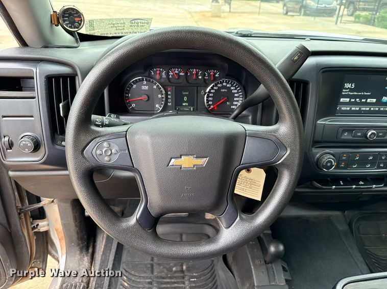 image for item DT6663 2016 Chevrolet Silverado 1500 Double Cab pickup truck