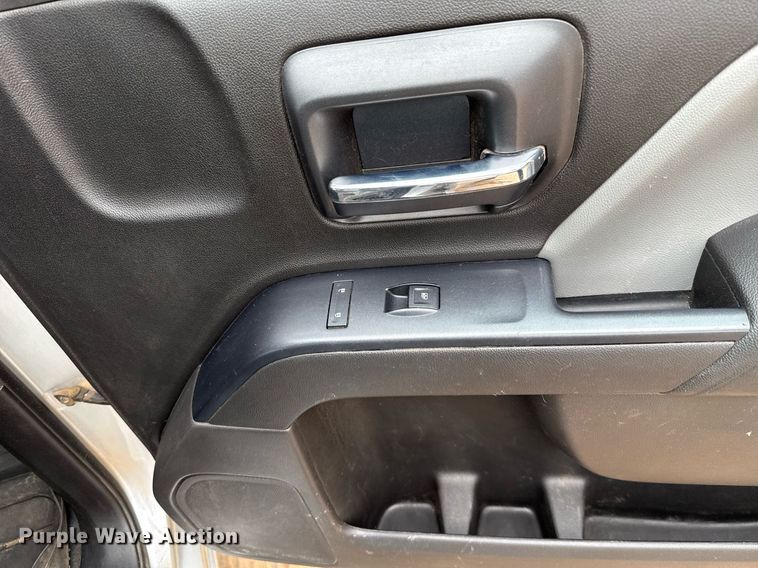 image for item DT6663 2016 Chevrolet Silverado 1500 Double Cab pickup truck