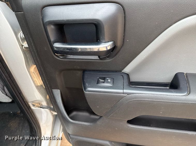 image for item DT6663 2016 Chevrolet Silverado 1500 Double Cab pickup truck