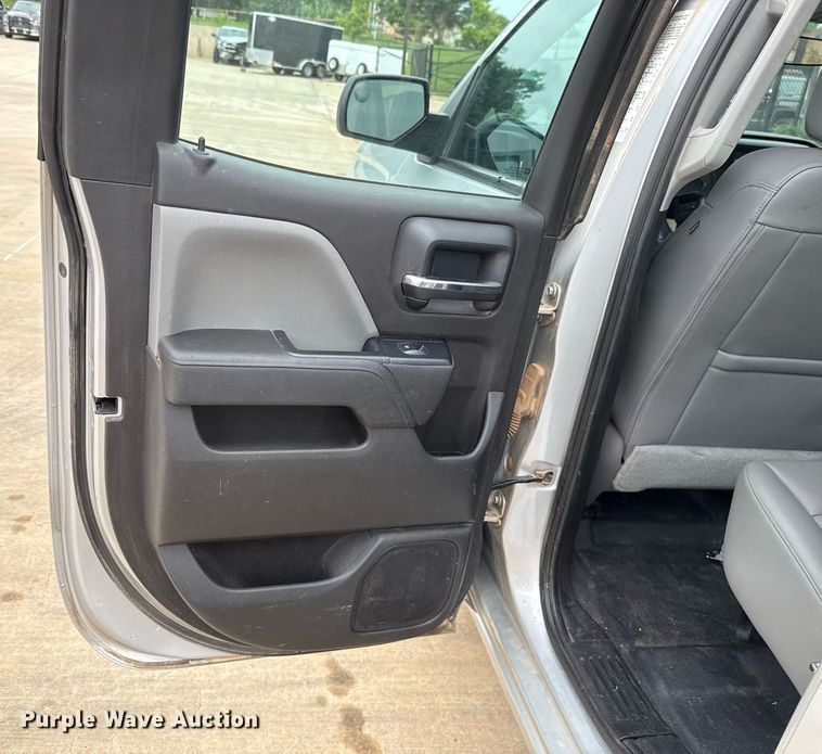 image for item DT6663 2016 Chevrolet Silverado 1500 Double Cab pickup truck