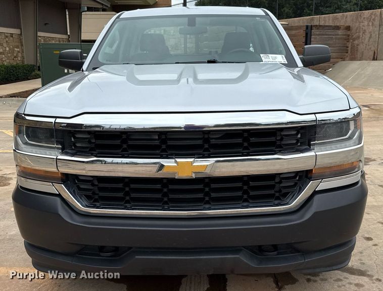 image for item DT6664 2016 Chevrolet Silverado 1500 Double Cab pickup truck