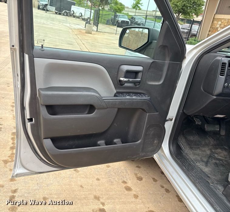 image for item DT6664 2016 Chevrolet Silverado 1500 Double Cab pickup truck