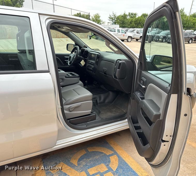 image for item DT6664 2016 Chevrolet Silverado 1500 Double Cab pickup truck