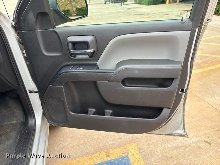 image for item DT6664 2016 Chevrolet Silverado 1500 Double Cab pickup truck