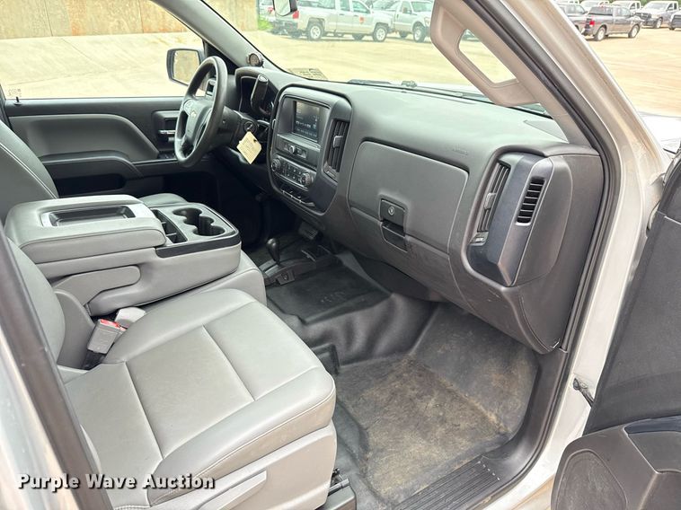 image for item DT6664 2016 Chevrolet Silverado 1500 Double Cab pickup truck