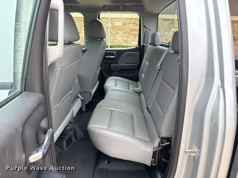 image for item DT6664 2016 Chevrolet Silverado 1500 Double Cab pickup truck