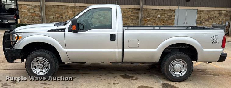 image for item DT6665 2013 Ford F250 Super Duty pickup truck