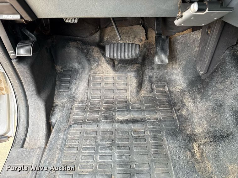 image for item DT6665 2013 Ford F250 Super Duty pickup truck