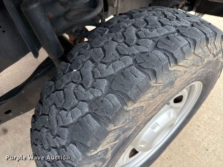 image for item DT6665 2013 Ford F250 Super Duty pickup truck