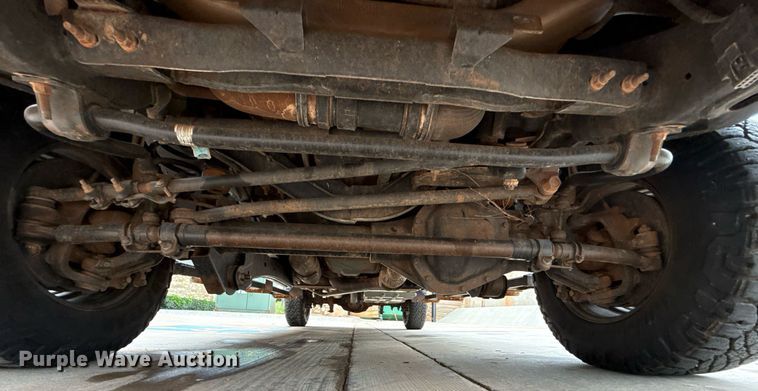 image for item DT6666 2019 Ford F350 Super Duty XL pickup truck