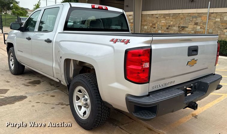 image for item DT6667 2018 Chevrolet Silverado 1500 Crew Cab pickup truck