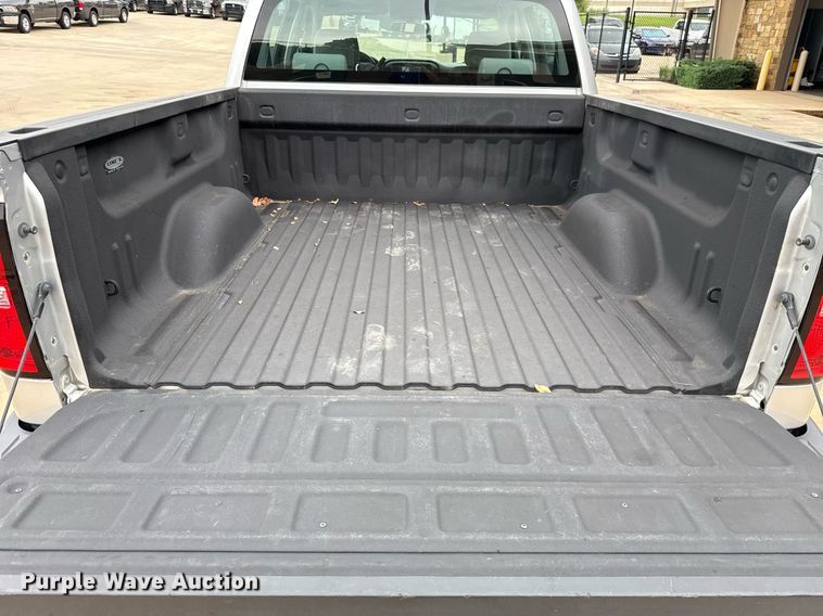 image for item DT6667 2018 Chevrolet Silverado 1500 Crew Cab pickup truck