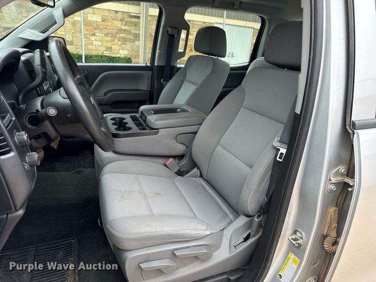 image for item DT6667 2018 Chevrolet Silverado 1500 Crew Cab pickup truck