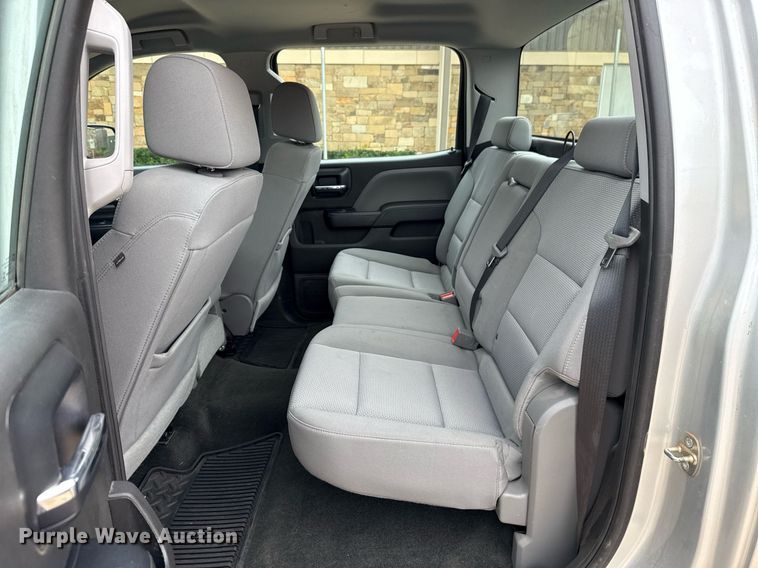 image for item DT6667 2018 Chevrolet Silverado 1500 Crew Cab pickup truck