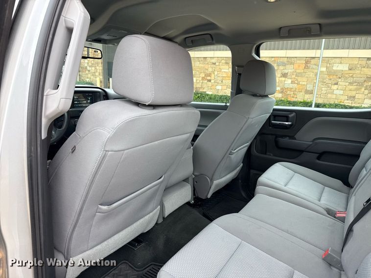 image for item DT6667 2018 Chevrolet Silverado 1500 Crew Cab pickup truck