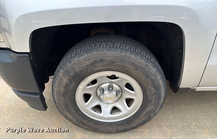 image for item DT6667 2018 Chevrolet Silverado 1500 Crew Cab pickup truck