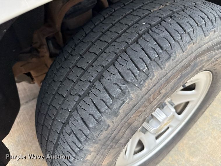 image for item DT6667 2018 Chevrolet Silverado 1500 Crew Cab pickup truck