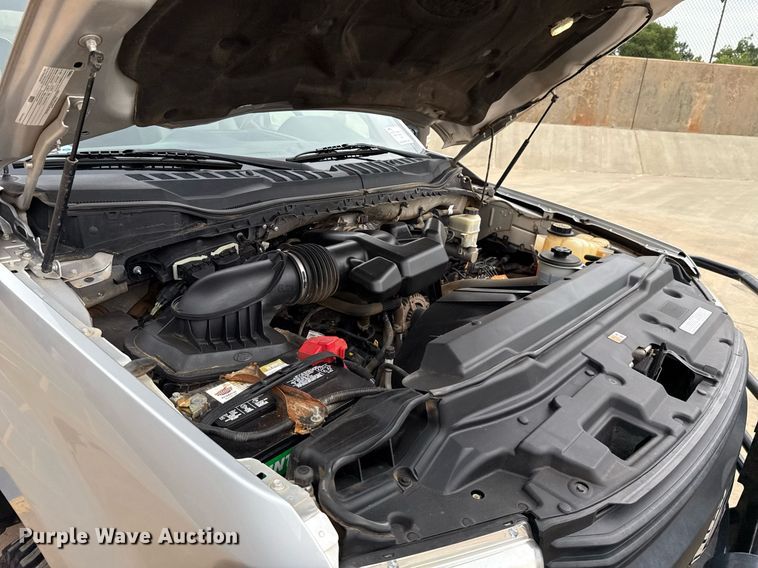 image for item DT6668 2017 Ford F250 Super Duty XL pickup truck