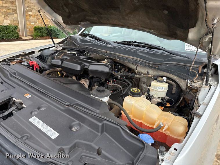 image for item DT6668 2017 Ford F250 Super Duty XL pickup truck