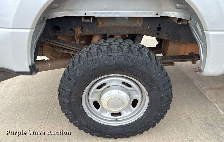 image for item DT6668 2017 Ford F250 Super Duty XL pickup truck