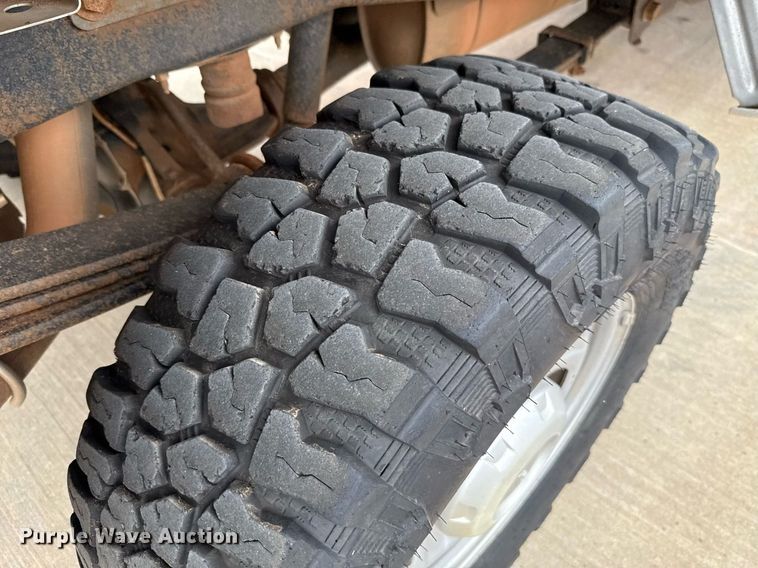 image for item DT6668 2017 Ford F250 Super Duty XL pickup truck