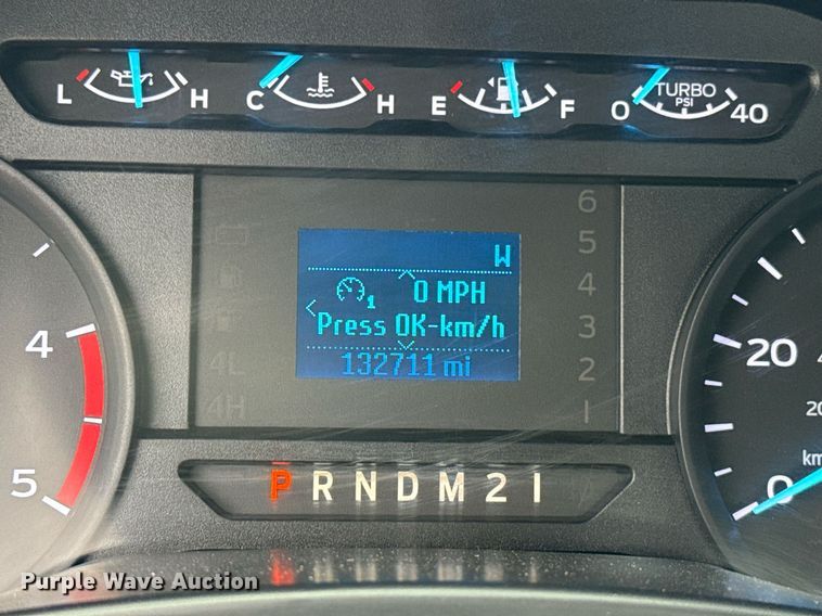 image for item DT6669 2018 Ford F350 Super Duty XL pickup truck