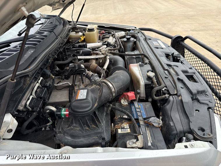 image for item DT6669 2018 Ford F350 Super Duty XL pickup truck