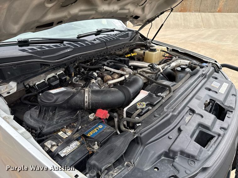 image for item DT6669 2018 Ford F350 Super Duty XL pickup truck