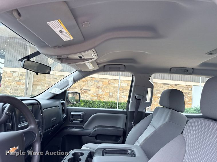 image for item DT6670 2017 Chevrolet Silverado 1500 Crew Cab pickup truck