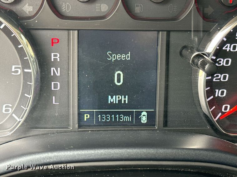 image for item DT6670 2017 Chevrolet Silverado 1500 Crew Cab pickup truck