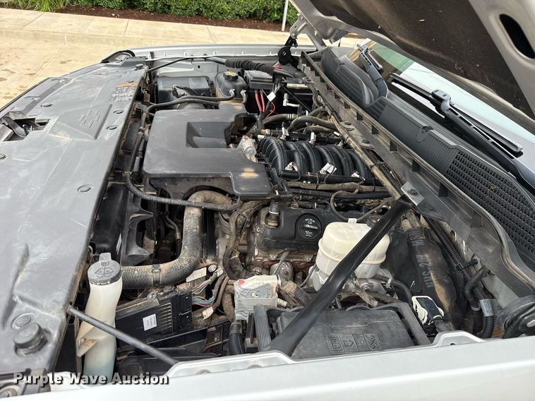 image for item DT6670 2017 Chevrolet Silverado 1500 Crew Cab pickup truck