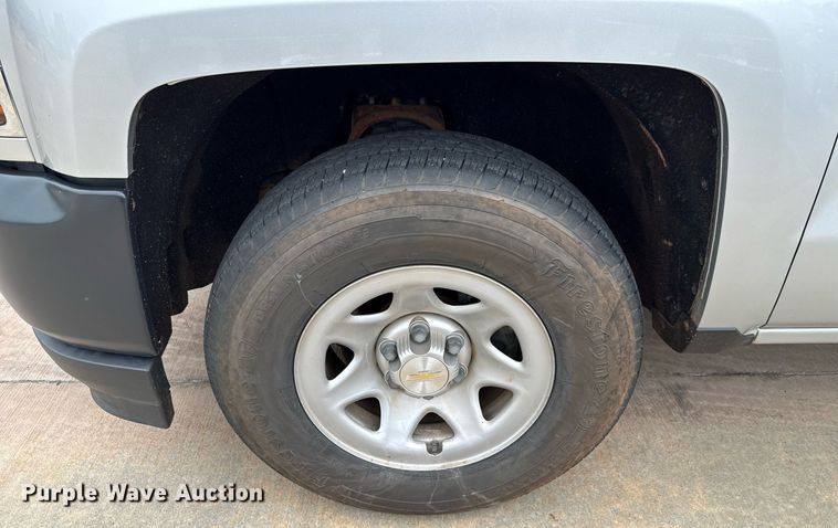 image for item DT6670 2017 Chevrolet Silverado 1500 Crew Cab pickup truck