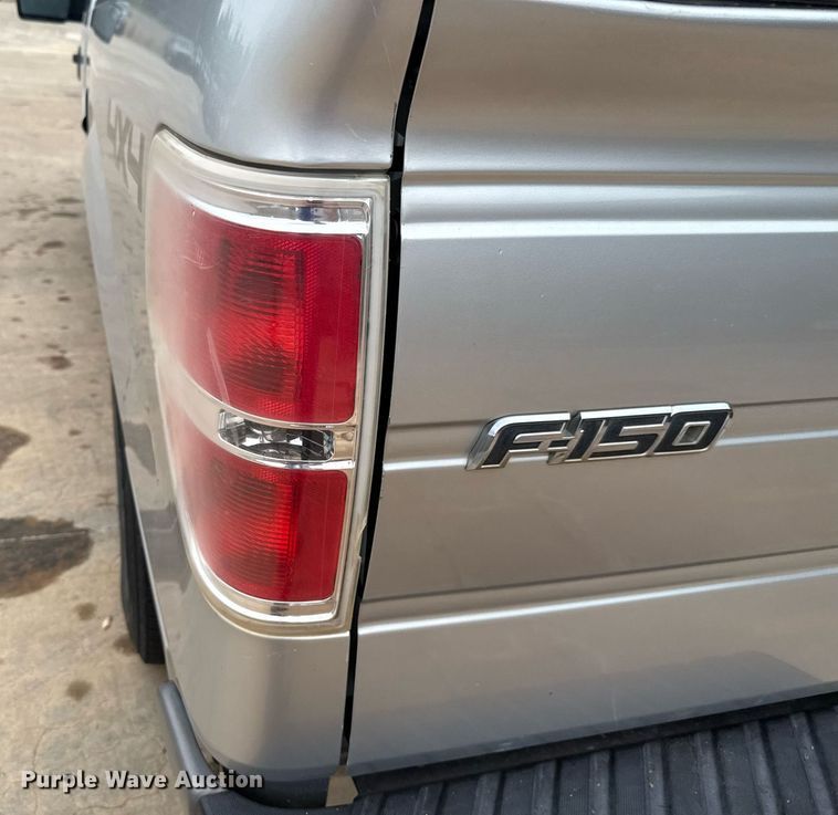 image for item DT6671 2012 Ford F150 SuperCab pickup truck