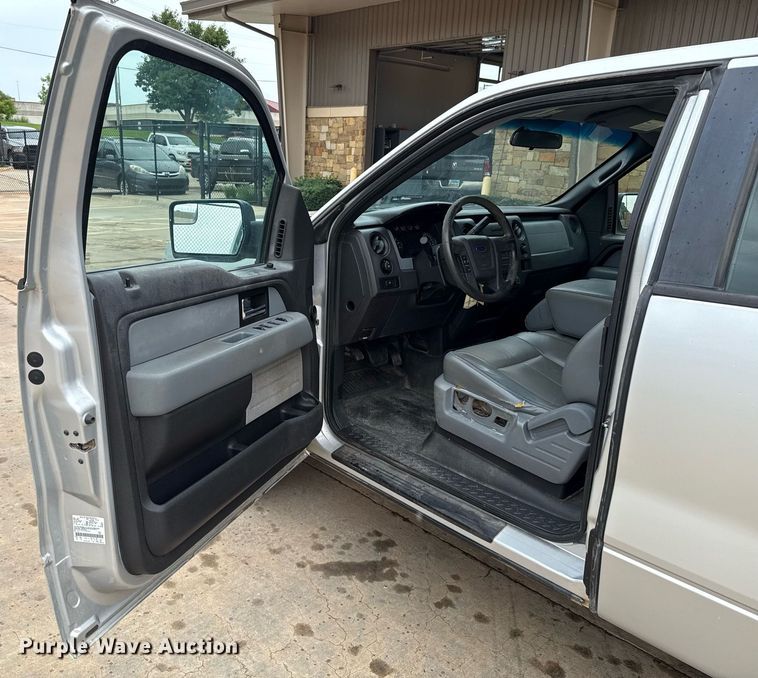 image for item DT6671 2012 Ford F150 SuperCab pickup truck