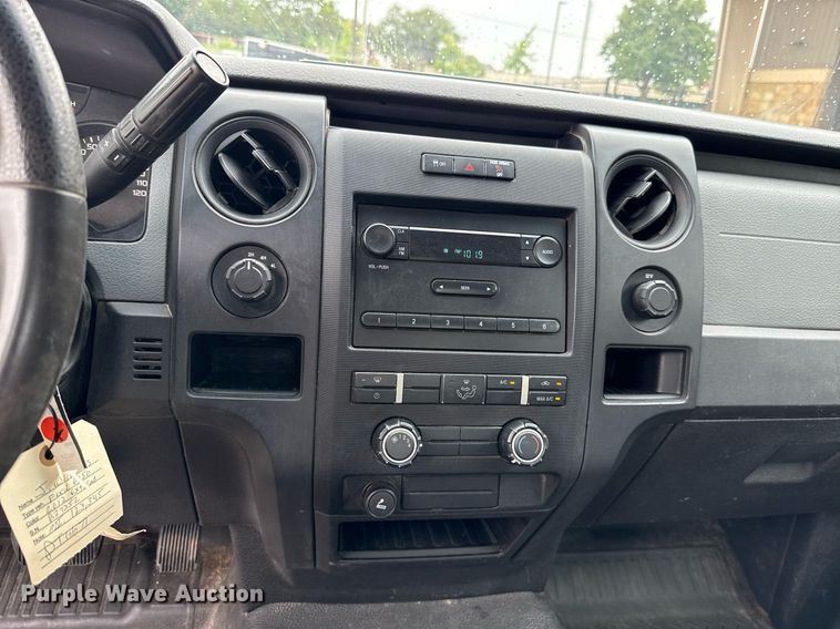 image for item DT6671 2012 Ford F150 SuperCab pickup truck