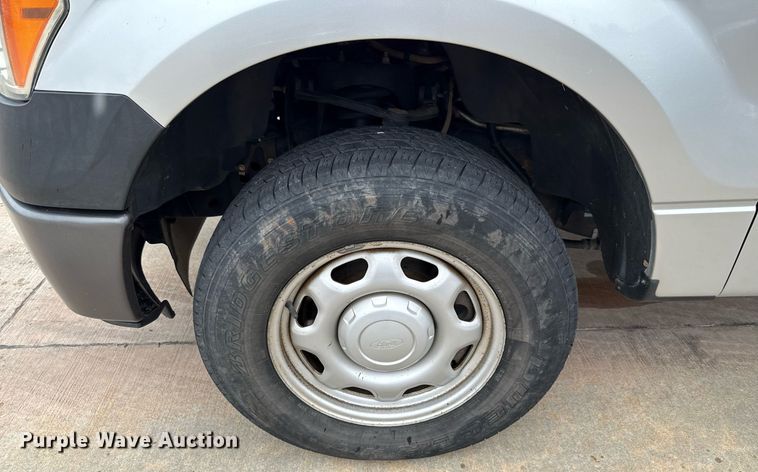 image for item DT6671 2012 Ford F150 SuperCab pickup truck