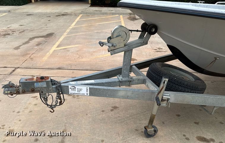 image for item DT6673 2006 Blue Wave 190 Classic boat