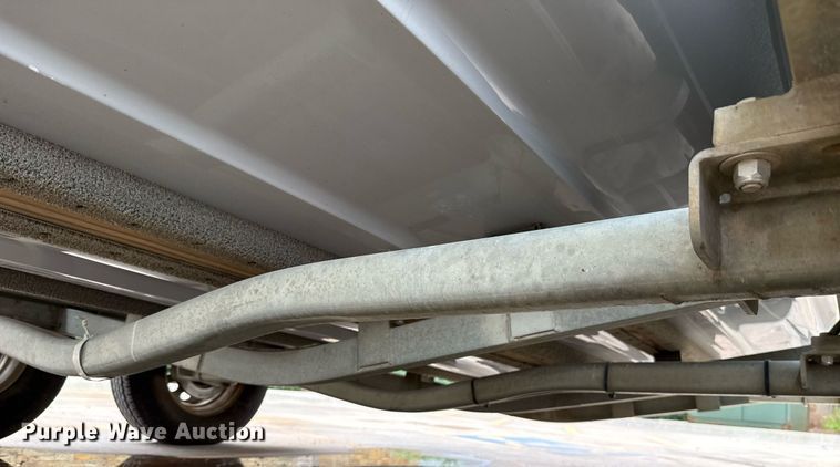 image for item DT6673 2006 Blue Wave 190 Classic boat