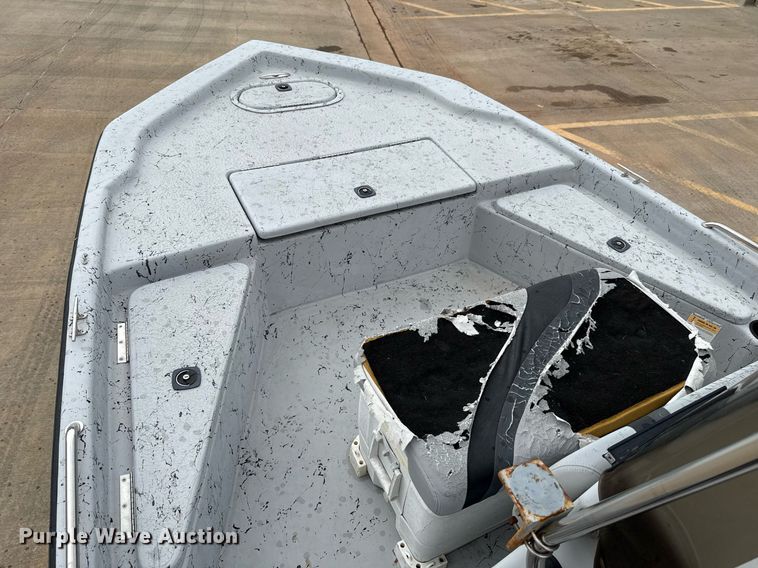 image for item DT6673 2006 Blue Wave 190 Classic boat