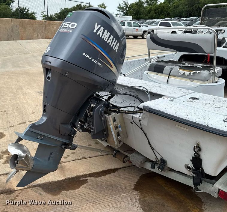 image for item DT6673 2006 Blue Wave 190 Classic boat