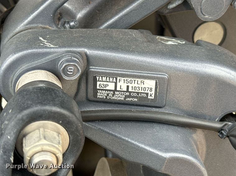 image for item DT6673 2006 Blue Wave 190 Classic boat