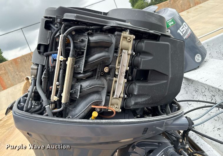 image for item DT6673 2006 Blue Wave 190 Classic boat