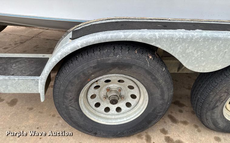 image for item DT6673 2006 Blue Wave 190 Classic boat