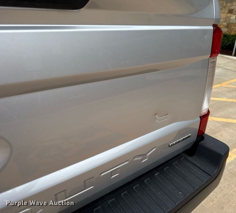 image for item DT6674 2019 Ford F250 Super Duty SuperCab pickup truck