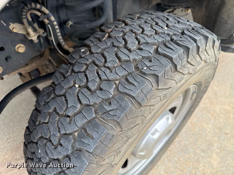 image for item DT6674 2019 Ford F250 Super Duty SuperCab pickup truck