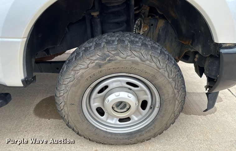 image for item DT6674 2019 Ford F250 Super Duty SuperCab pickup truck