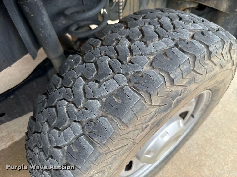 image for item DT6674 2019 Ford F250 Super Duty SuperCab pickup truck