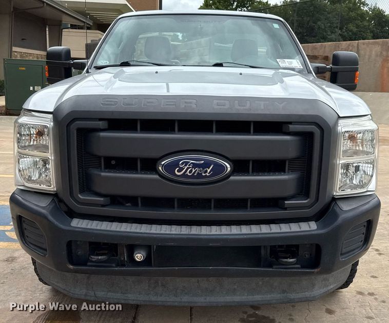 image for item DT6675 2015 Ford F250 Super Duty pickup truck