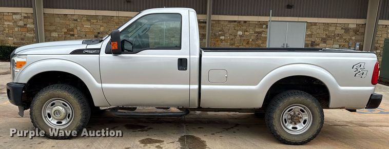 image for item DT6675 2015 Ford F250 Super Duty pickup truck